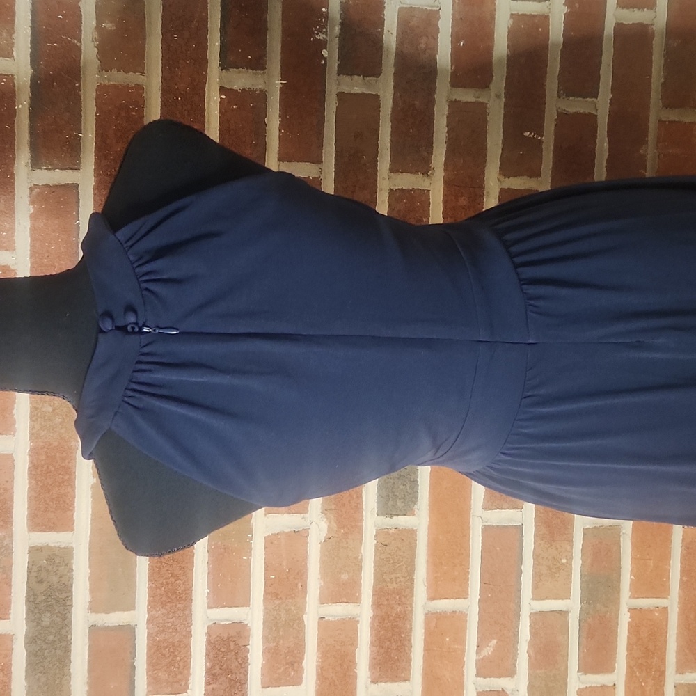 Banana Republic halter dress, size 2 - Picture 3 of 6